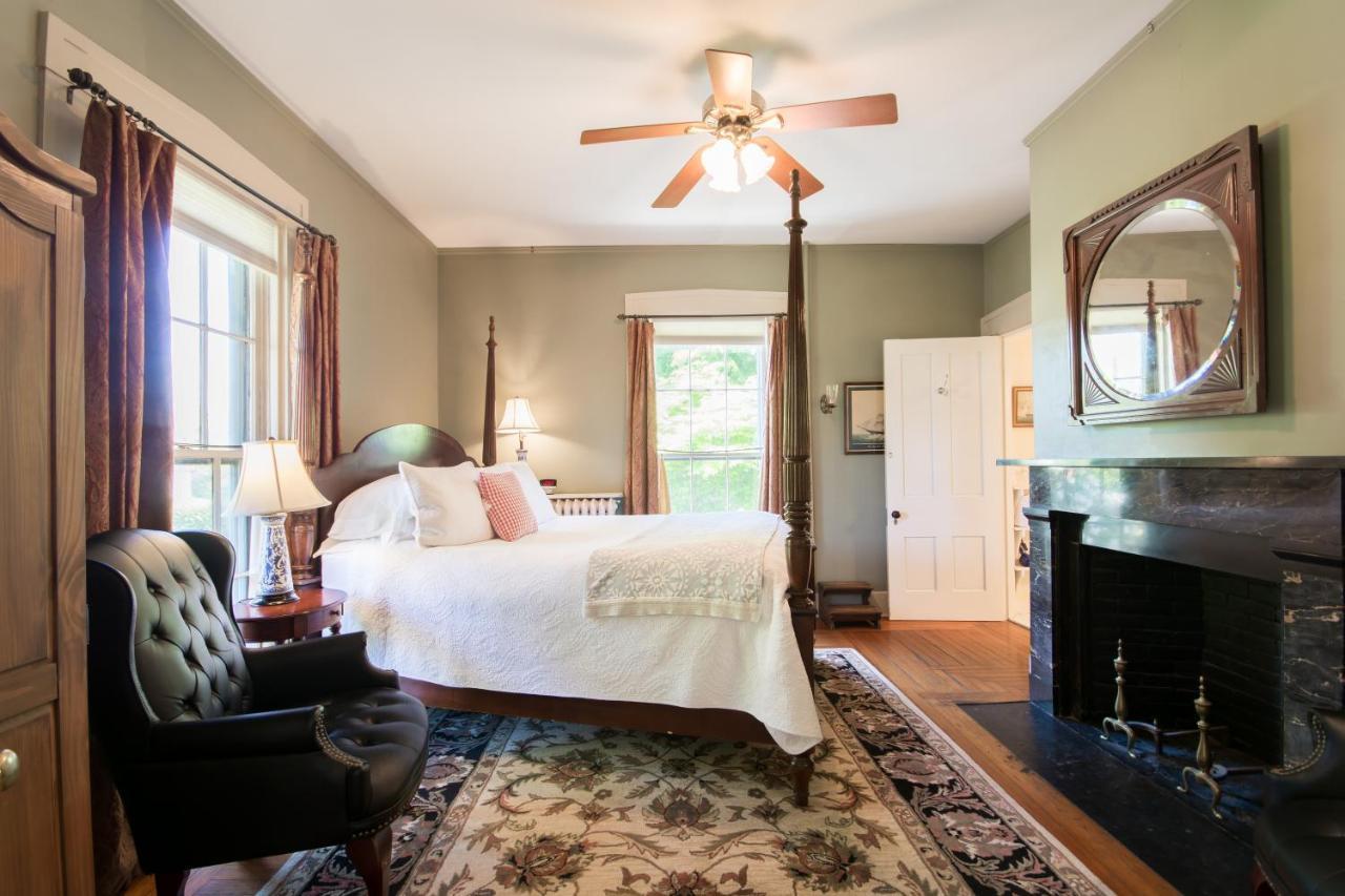 Marshall Slocum Inn Newport Bagian luar foto