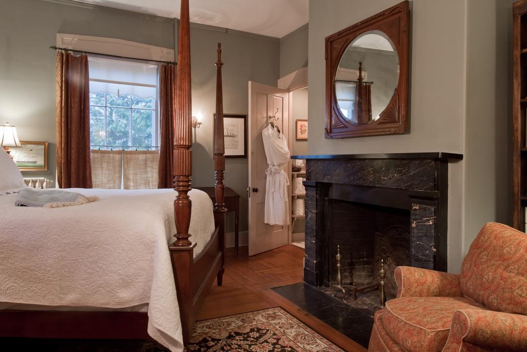 Marshall Slocum Inn Newport Bagian luar foto